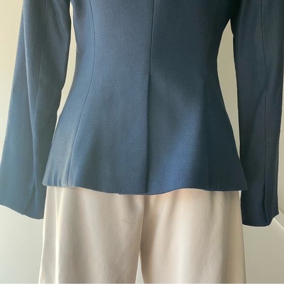 Smythe Double Breasted Crossover Blazer - 4 - Picture 9 of 10